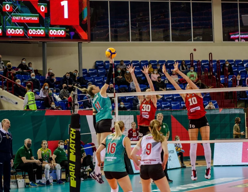 «Уралочка-НТМК» уступила действующему чемпиону России