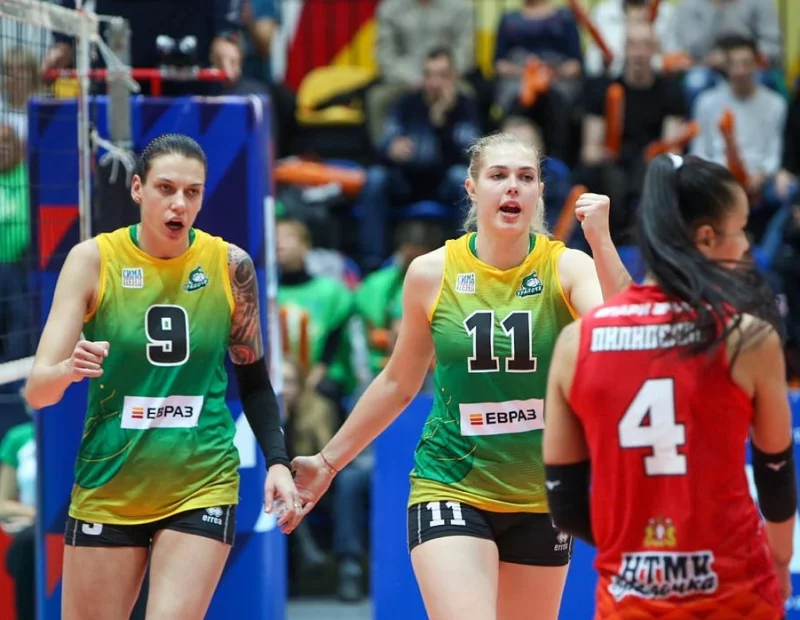 «Уралочка» начала новый чемпионат с победы