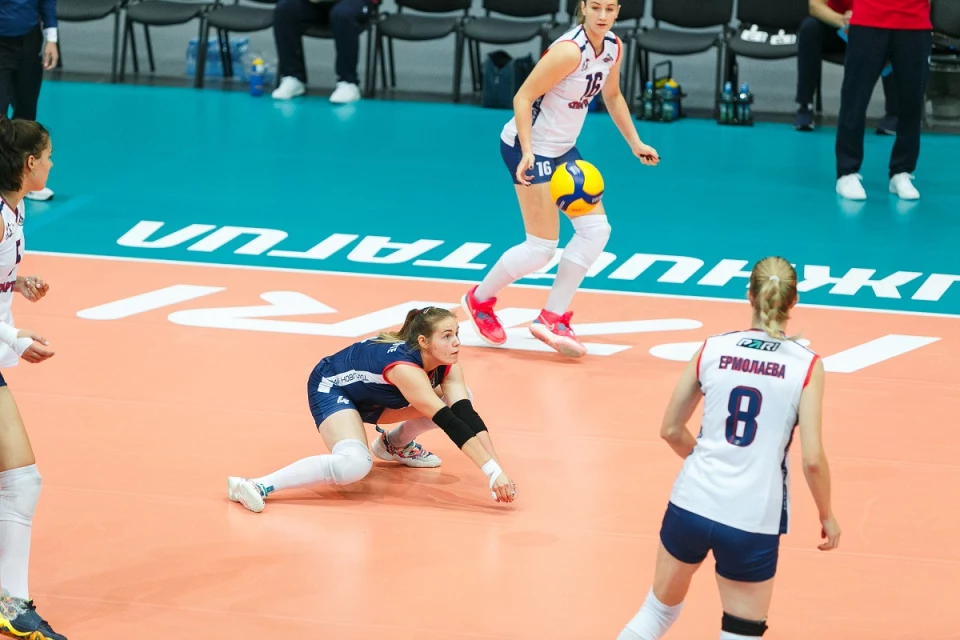 «Уралочка-НТМК» одержала волнительную победу на старте чемпионата