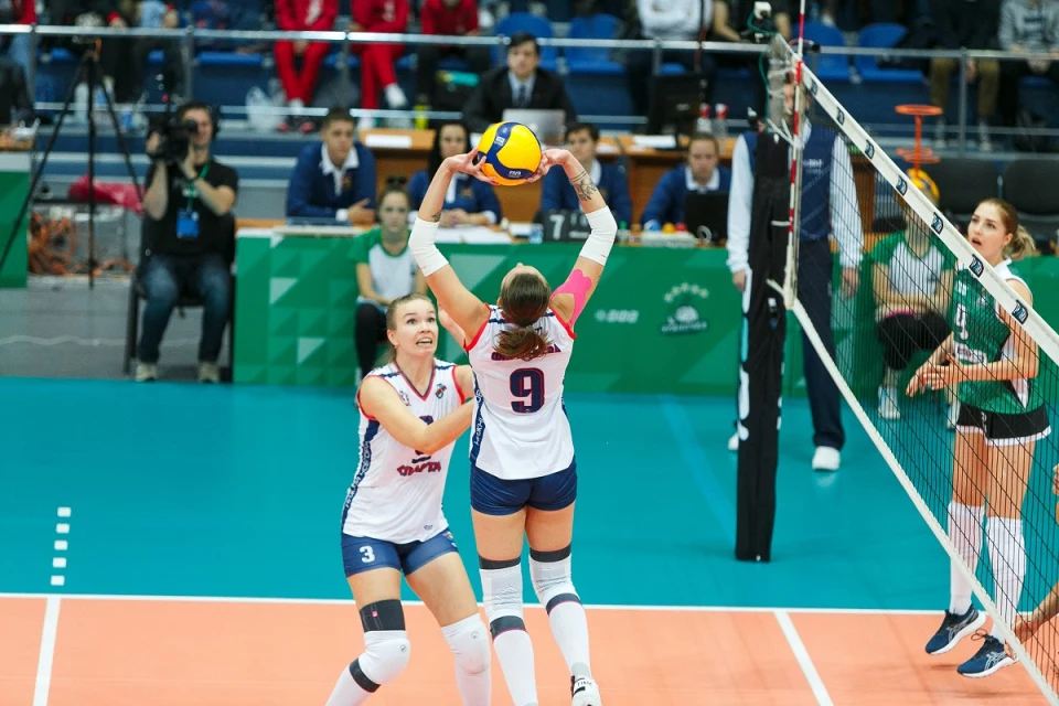 «Уралочка-НТМК» одержала волнительную победу на старте чемпионата