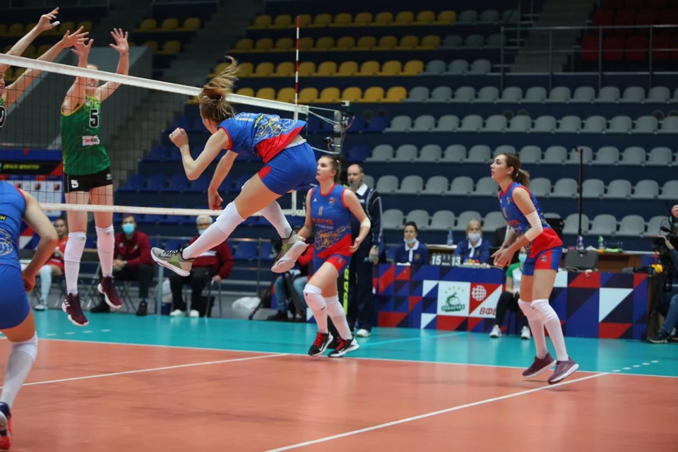 Чемпионат России: Уралочка-НТМК — Спарта