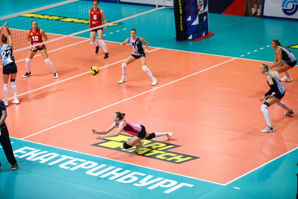 Чемпионат России: Уралочка-НТМК — Динамо-Ак Барс