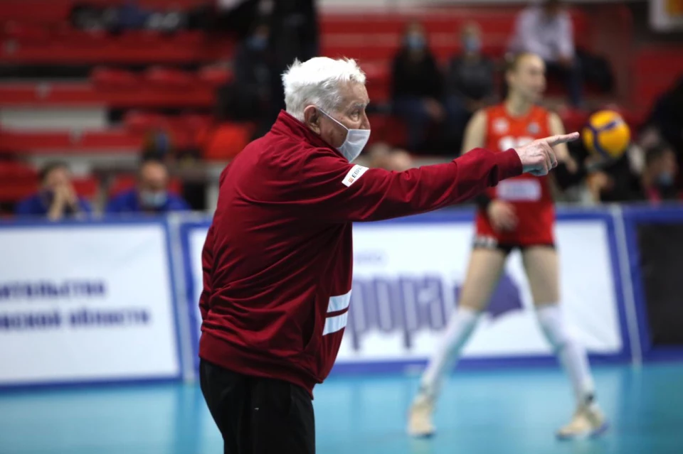Чемпионат России: Уралочка-НТМК — Динамо-Метар